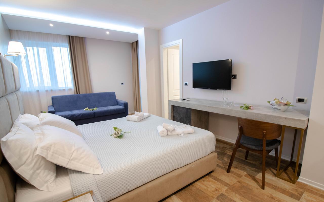 Blue Marine Hotel Škalngur 外观 照片