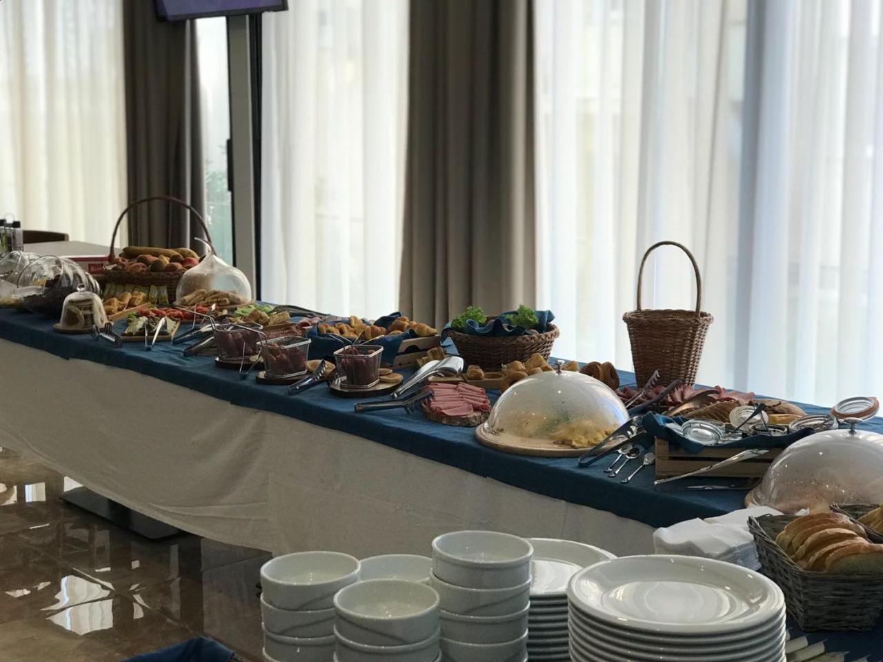 Blue Marine Hotel Škalngur 外观 照片
